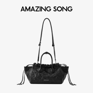 Small Hand Cross-body Cloud Shaped Bag Leather