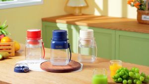 Kawu juicer household juice cup freshly squeezed fruit and vegetable juice blender capacity 1000ML pemerah jus easy to carry and charge 榨汁机果汁杯