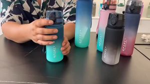 HGV (Ready Stock) 1000ML Large Capacity Sport Water Bottle Reminder Water Bottle With Straw Scale Big Bottle Leakproof Water Drink Cup School Student Drinking Cup Outdoor Travel Gym Fitness Jugs