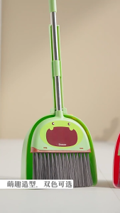 SKISOPGO Kids Cleaning Toys Pretend Play Cartoon Broom Mop Dustpan Set Stimulation Cleaner Tools Mainan