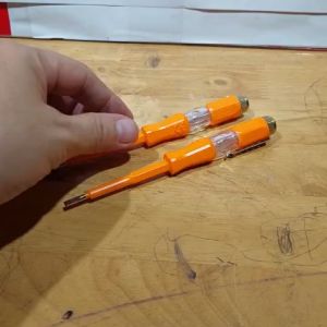 Bút Thử Điện Áp thương hiệu cao cấp Kapusi AC 100-500V Với Tua Vít Có Rãnh dẹp 3mm Có Kẹp Để Kiểm Tra Mạch Màu Cam Kapusi