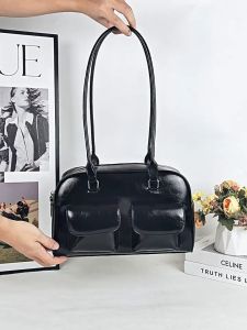 【🔥มาถึงภายใน 3 วัน】กระเป๋าสะพายข้างลำลองความจุขนาดใหญ่สไตล์วิทยาลัยย้อนยุค