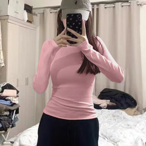 เสื้อยืดคอกลมแขนยาวผ้าขนแกะหนาสำหรับผู้หญิง เสื้อเชิ้ตทรงเข้ารูปสไตล์เกาหลี แฟชั่นฤดูใบไม้ร่วงและฤดูหนาว