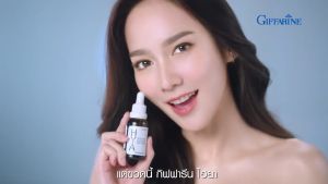 กีฟฟารีน ไฮยา อินเทนซีฟ ไวท์เทนนิ่ง #ริ้วรอย #รูขุมขน #เรียบเนียล #ชุ่มนำ้ ขนาด 27 มล.