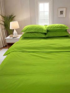 ชุดผ้าห่มสี่ชิ้นสีเขียวสดใส ผ้าฝ้ายแท้ ผ้าฝ้ายทอแบบมีขนแกะ ชุดนอนสำหรับหอพักนักเรียน ชุดผ้าห่มแบบสามชิ้น ผ้าฝ้ายแท้