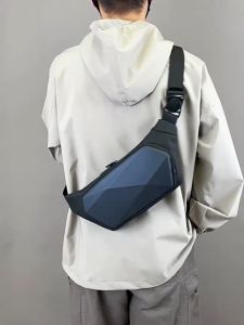 Túi đeo chéo đeo ngực nam thời trang cao cấp phong cách mới