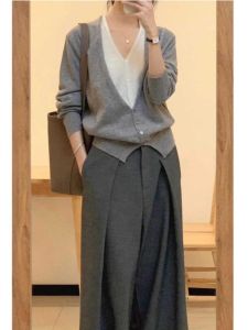 Gray Fake Two-Piece V-neck Knitted Cardigan Autumn New Arrival Female Stylish Niche Style French Loose Short Long Sleeve Top
