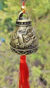 กระดิ่งลม พู่แดง ลายปลาคู่ และมังกร มงคล เสริมโชค เรียกทรัพย์ พร้อมส่งจากไทย