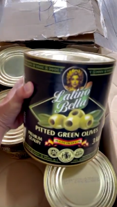 Quả Oliu Latino Bella tách hạt Pitted Black Olives hộp 3KG