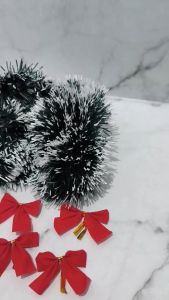 Dekorasi Pesta Pernikahan Dengan Garland Slinger Hijau Salju