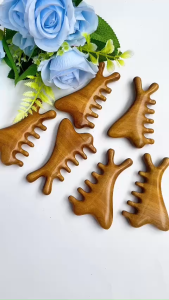 Lược massage đa năng gỗ thơm dụng cụ làm thon gọn nâng cơ /trẻ hóa da mặt- COH272