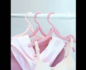 ไม้แขวนเสื้อพับได้อเนกประสงค์ ไม้แขวนเสื้อ ไม้แขวนเสื้อแบบพกพา ขนาดเล็กและพกพาสะดวก ผู้สูงส่วนผู้ใหญ่สามารถใช้ได้นานการฟื้นตาและการดูแลตัวเอง