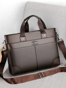 PRETORIAN | Leather Texture Mens Business Bag