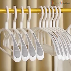 Ultra Wide Seamless Hanger Baju No Trace Hanger Non Trace Wide Shoulder Hanger Anti-slip Strip Durable White Hangers