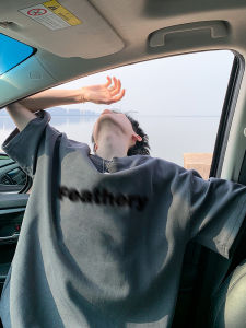 เสื้อยืดคอกลมแขนสั้นผ้าฝ้ายแท้สำหรับผู้ชาย ทรงหลวม แฟชั่นฤดูร้อน เสื้อแขนสั้นลายตัวอักษร แบรนด์อเมริกัน เสื้อแขนสั้นทรงกลม