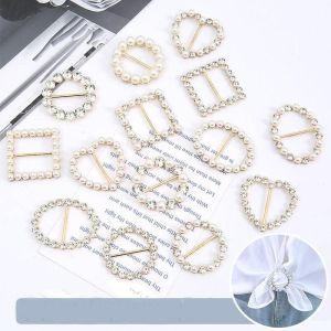 1 piece of fashionable geometric pearl rhinestone silk scarf buckle clothing with alloy multifunctional clothing accessories angle buckle headband towel clip