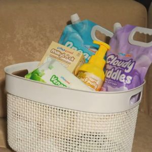 Dreamy Drops Laundry Wash 850ML - No Chemical Suitable for Newborn Baby Safe for Sensitive Skin Hypoallergenic and Mild formulation . With Citric Acid and Tea Tree Oil effectively remove dirt and stain. (The Little Zions)