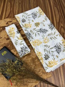 Kain Batik Tetron Rayon Motif Mega Mendung Motif Batu Pecah Motif Daun Piramit Warna Dasar Putih