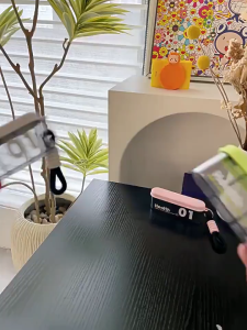 【Blees】กล่องยา 4 ช่อง กันน้ำ กันฝุ่น เกรดอาหาร พกพาง่าย สีเขียว ชมพู ขาว สำหรับเดินทาง ใช้ประจำวัน