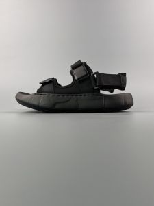 Superb Value Mens Sports Slippers Outdoor Summer Anti-Slip Magic Tape Retro Beach Sandals Comfortable Breathable Slip-On Shoes