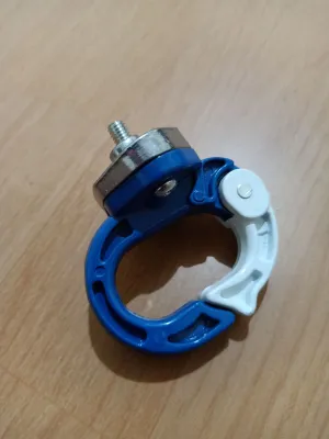 gantungan model Q motor metc trbuat dari besi berkualitas. universall