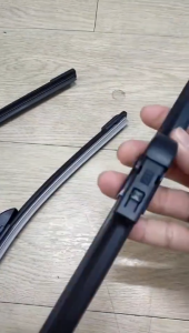 2PCS PROTON IRIZ Silicone Wiper Blade Front Windscreen OEM Clip Pengelap Cermin Kereta Silikon Iriz Wiper