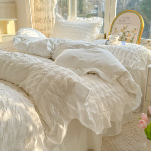 Princess Style Lace Ruffles Bedding Set Skin-friendly Soft Seersucker Duvet Cover Set Bed Sheet Or Bed Skirt Pillowcases