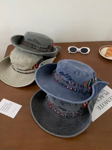 หมวกบัคเก็ต เดินป่า คาวบอย ผ้ายีนส์พร้อมสายรัดกันลม กันแดดนิยมสไตล์ตะวันตก