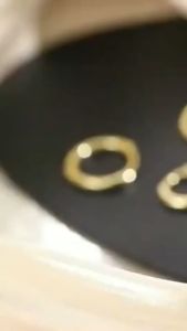 [1 ชิ้น] ต่างหูกลมเหล็กไททาเนียมสำหรับผู้ชายและผู้หญิงแฟชั่นสไตล์เกาหลี