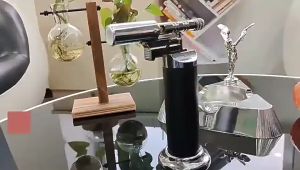 Portable Windproof Blue Flame Torch Head Butane Canister Flame Gun for Roasting Pig Hair Baking Welding Lighter Igniter Blowtorch for Home Use