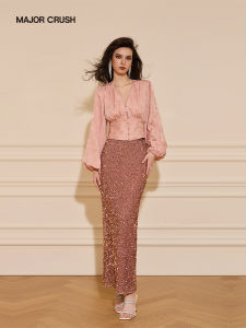Romantic Fashion Suit