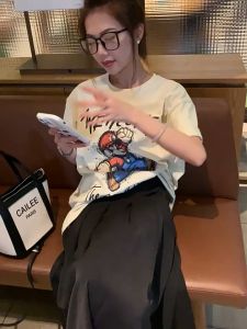 ผ้าฝ้าย100% เสื้อยืดการ์ตูน Adolph สำหรับผู้หญิง การ์ตูนน่ารัก หลวม แฟชั่นและสบาย ๆ พร้อมส่ง