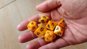 Bộ xí ngầu nhiều mặt sử dụng cho nhiều loại boardgame