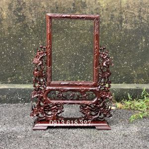 Khung ảnh bàn thờ gia tiên mai hóa gỗ hương cỡ ảnh 21x31
