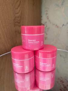 BG SKIN SUNSCARE IVORY CREAM