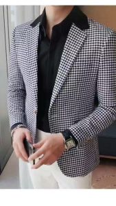 Vest nam áo vets nam chất liệu Polyester được làm từ chất vài Caro. Dày dặn trẻ trung phong cạch lịch lãm. Áo được làm 2 lớp mã H68