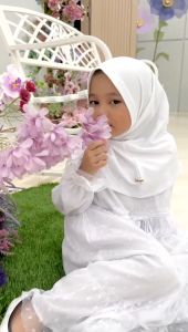 Gamis Anak Tile Quenbee Junior Honeybee Warna Putih Size 2-10Tahun