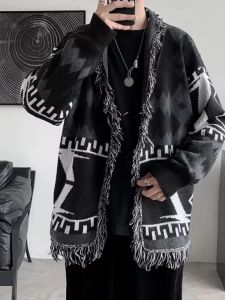 เสื้อคาร์ดิแกนถักแบบมีฮู้ดหลวมๆ สไตล์ญี่ปุ่นสำหรับผู้ชาย คอวี แขนยาว ทรงหลวม ปกโปโล แฟชั่นฤดูใบไม้ร่วง