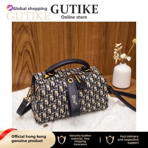 Hong Kong Brand Classic Leather Pillow Bag Versatile Ladies Handbag Single Shoulder Crossbody Bag Fashionable 2026 New Model