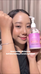 BOBEINI Brightening Body Lotion Moist Pencerah Kulit dan Pelembab Kulit Kering 200Ml / Bobeini Body Lotion Pelindung Kulit 200 ml | HB Body Lotion Whitening | Hand Body Lotion Glowing Kulit Maksimal