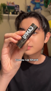Camou Mens Lip Defense Dual Ended Color Adapt Lip Balm and Moisturizing Balm with SPF15 Shea Butter Vitamin E with Cooling Effect