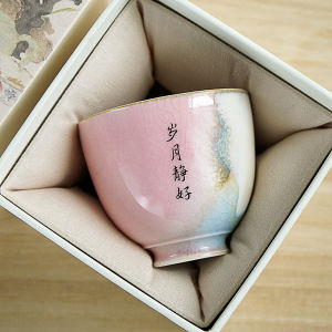 ถ้วยชาเคลือบด้วยลวดลายดอกไม้สีชมพู ทำจากดินเผาด้วยมือ เครื่องประดับตกแต่งบ้านสไตล์ชาติพันธุ์ ของขวัญสุดน่ารักสำหรับผู้หญิง