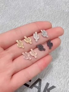 Golden Dainty Flower Plant Earrings For Women Stainless Steel Ear Piercing Stud Earrings Trending Jewelry Gift For Party Wedding