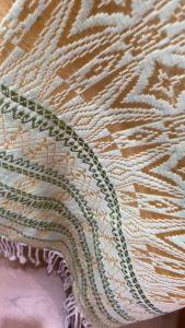 Tampil Cantik Mewah dengan Tumtuma Kombinasi Kristal Adem Lembut - Songket Selendang