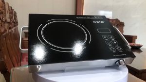 Induction Cooker Kompor Induksi Listrik di Lengkapi Timer Alarm Temperatur Multifungsi