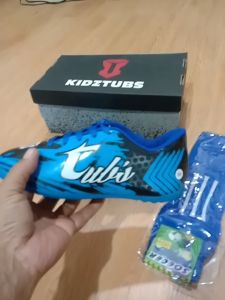 KIDZTUBS Sepatu Futsal Anak Laki Laki Size 28 29 30 31 32 33 34 35 36 37 TUBS1853103024