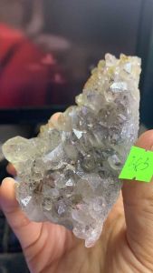 Đá thạch Anh NHỦ ĐEN tự nhiên Clear Quartz Natural 383