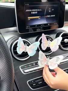 2pcs Kupu-Kupu Gerak Hiasan AC Mobil: Kupu-Kupu Bergerak Serbaguna Kupu-Kupu Hiasan