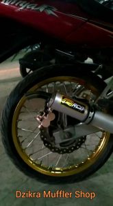 Knalpot Racing Ninja 150 2 Tak R RR SS: Kolong Kenalpot RCB & Plat Karat