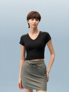 Bananain | Cool Fabric V-Neck Fitted T-Shirt